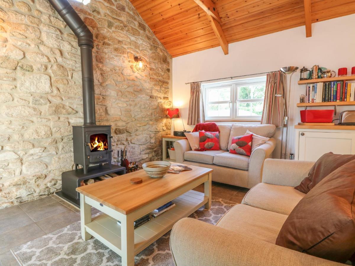 Pond Cottage Труро Экстерьер фото